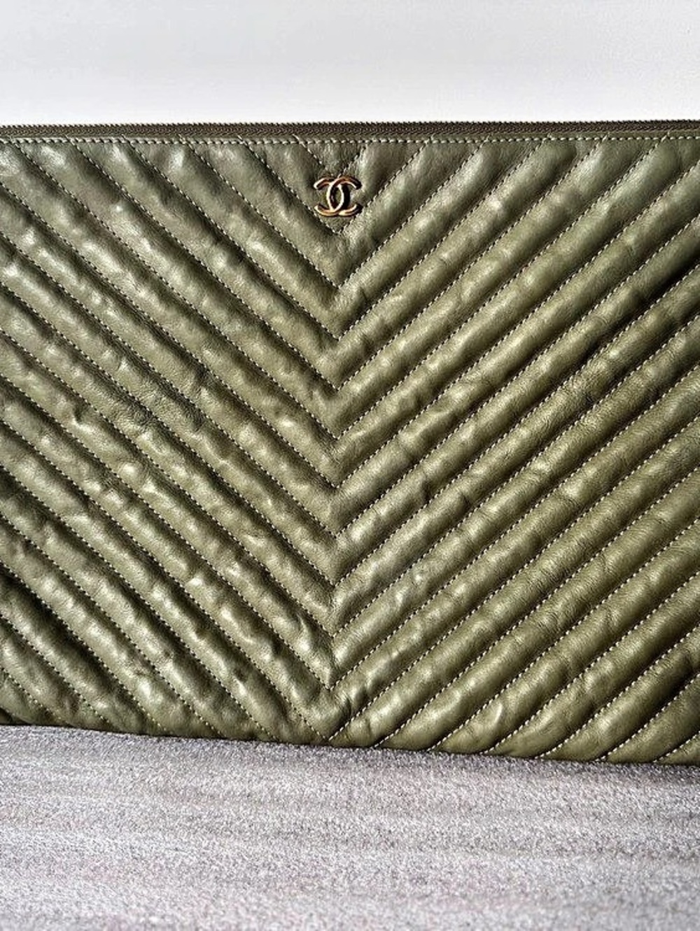 Chanel Large Chevron O Case Pouch Clutch in Green